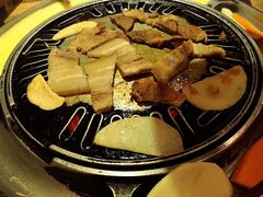 -哈哈碳都·牛肋条无限自助烤肉(台江万达店)