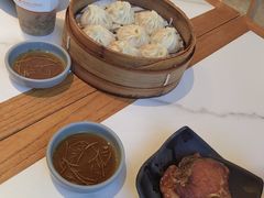 -馋三尺蟹粉小笼(人民广场店)