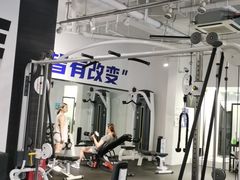 -汗水空间私教健身连锁(SM广场店)