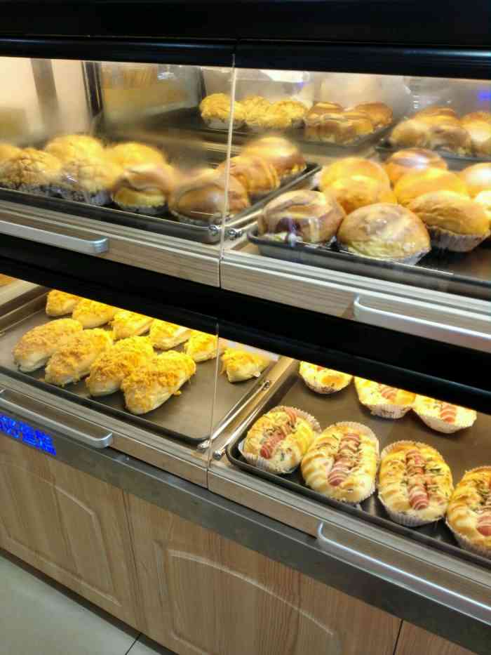 顶好蛋糕(新星小区店)-"新星小区边上,一直想给5星推荐,大赞一把.