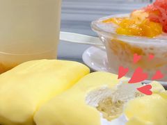 榴莲班戟-芬芳甜品(同福路店)
