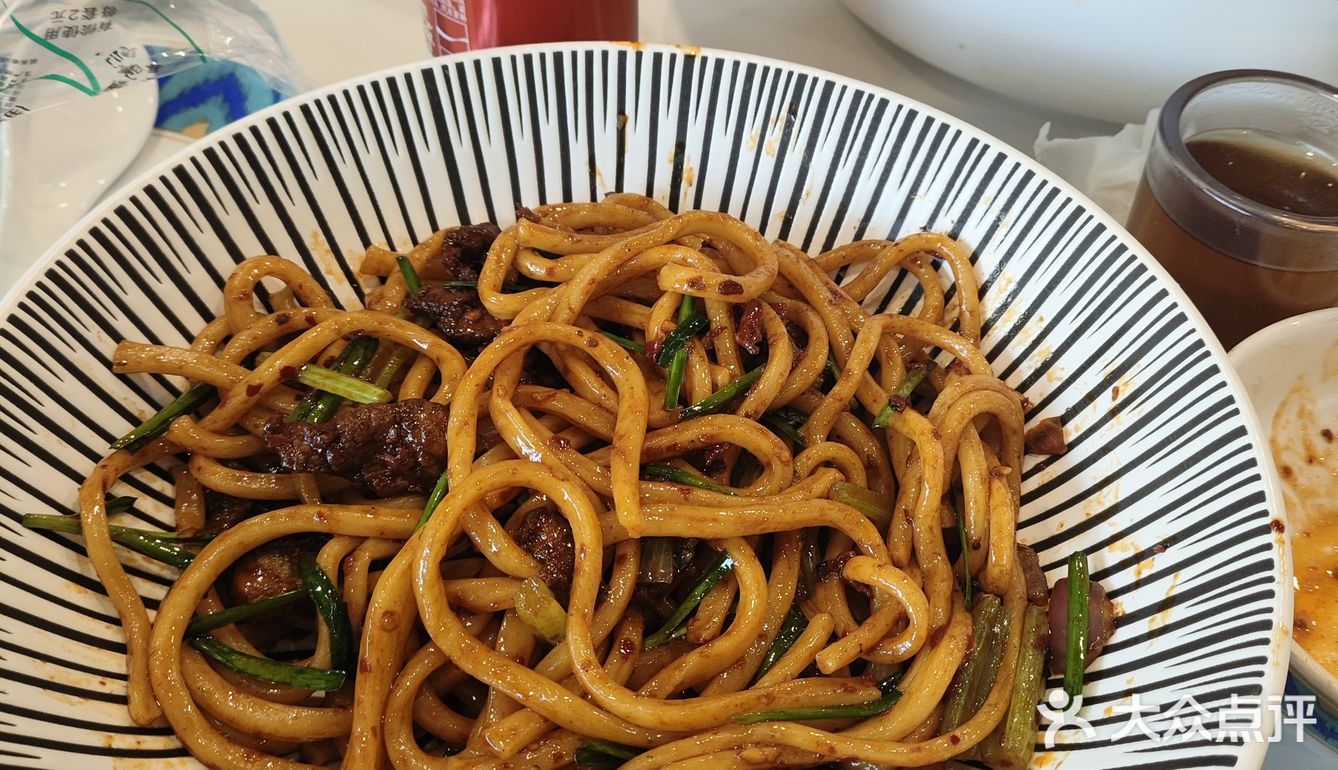 炒面套餐开吃咯~