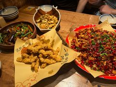 -泥糊破店小酒馆·团建聚餐(南京西路店)