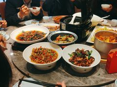 -有红鸡毛店·川菜(建设路店)