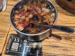 -成都你六姐·牛肉冒菜(上海环宇荟店)
