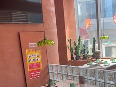 -喃喃椰·糟粕醋·椰子鸡火锅(七堡花园店)