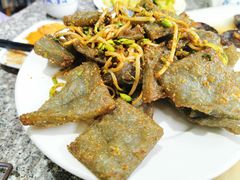 凉粉皮-宏宏无烟石板烧烤