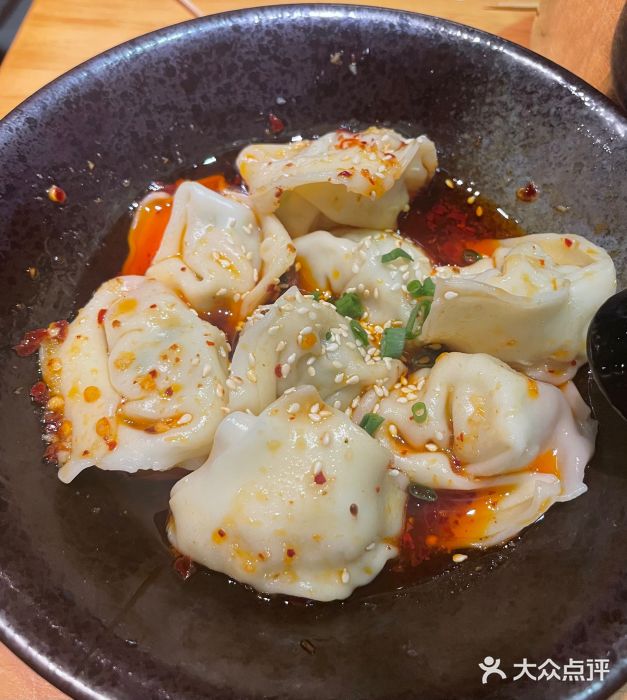 归蜀第成都串串料理(梅花路店)红油抄手图片