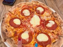 -城市大道红炉披萨烘焙坊