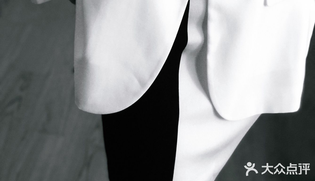 值得刷的商业展之YSL