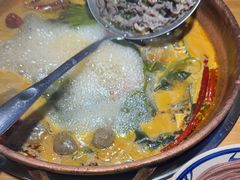 -洱火云南酸菜牛肉火锅(石景山当代商城店)