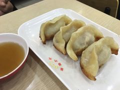 -珊珊小笼馆(仙霞路店)