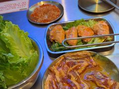 -又见炊烟炭火烤肉(五一新村店)