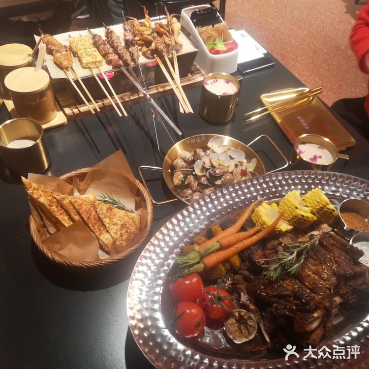 三八节去了江桥的羊倌，这是一家新疆菜餐馆