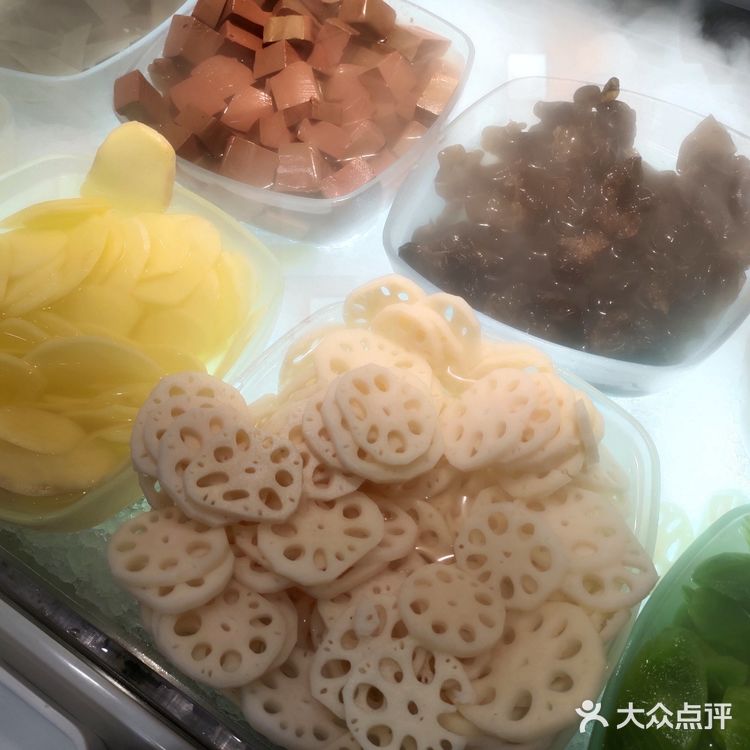 一个人的火锅，魔都冒菜扛把子 ｜ 成都你六姐·牛肉冒菜