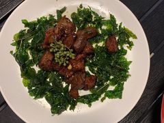 九层塔牛肉粒-青梅酒肆PLUS(长白仙岛北路店)
