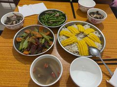 -红珊月嫂服务有限公司总店