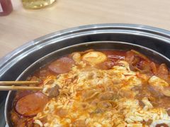 -三清洞摩西韩式年糕火锅(威高广场店)