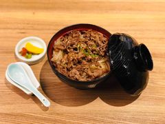 牛肉盖饭-隐泉之语日式料理(王府中环店)