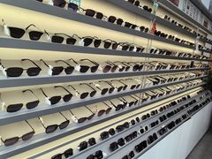 -青山良镜(中国丹阳国际眼镜城店)