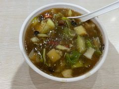 -邢老三肉丸胡辣汤腊牛肉夹馍(华阴分店)