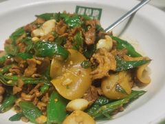 -绿草地·湘菜(7mall店)