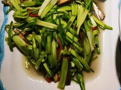 -眷江南之小蓝鲸(王府大街店)