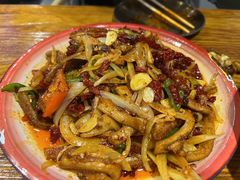 -柴窝堡22号传承新疆菜·新疆辣子鸡
