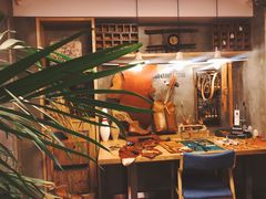 -HIGH FIVE哈福手工汉堡(桂林路店)