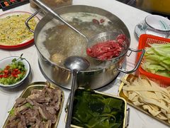 -刘少华贵州小黄牛·鲜牛肉火锅(总店)
