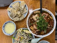 老北京炸灌肠-门框胡同百年卤煮(新街口店)