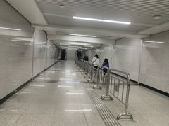 -佳园路(地铁站)