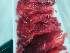现切吊龙肉-为什么牛潮汕牛肉火锅(中信广场店)