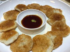 香煎墨鱼饼-联邦酒楼