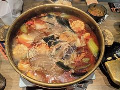 -毛肚向右·川渝毛肚王(经开永旺店)