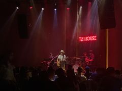 -TZ House音乐现场(来福士中心店)