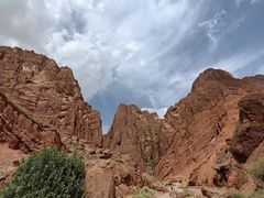 -天山神秘大峡谷