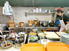 -老新隆牛肉锅贴(新街口店)