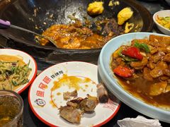 -鱼窝棚柴火铁锅炖(富山屯店)