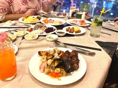 -东方红海鲜百汇(国际大厦店)