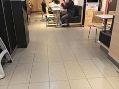 -麦当劳(南磨房店)