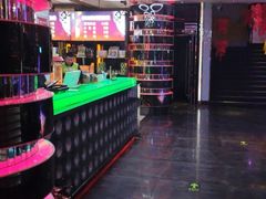 -GAGA主题量贩式KTV平价店(工大店)