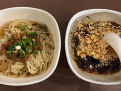 炸酱面-小滨楼(渝都大道店)
