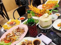 -J Daeng Seafood