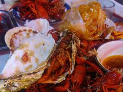 香辣龙虾-海盗船. 龙虾烧烤. 酒馆