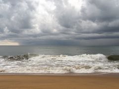 -尼甘布海滩