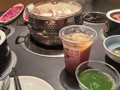 -钱小奴海鲜自助黑金店(杭州滨江龙湖店)