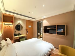 -秋果酒店(中日友好医院和平里北街地铁站店)