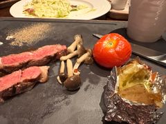 -恰餐厅及酒吧 CHAR Bar & Grill (北京丽都皇冠假日店)