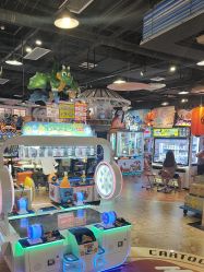 -卡通尼乐园(新达汇三林店)